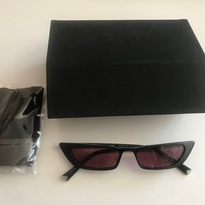 KENDALL + KYLIE Vivian sunglasses